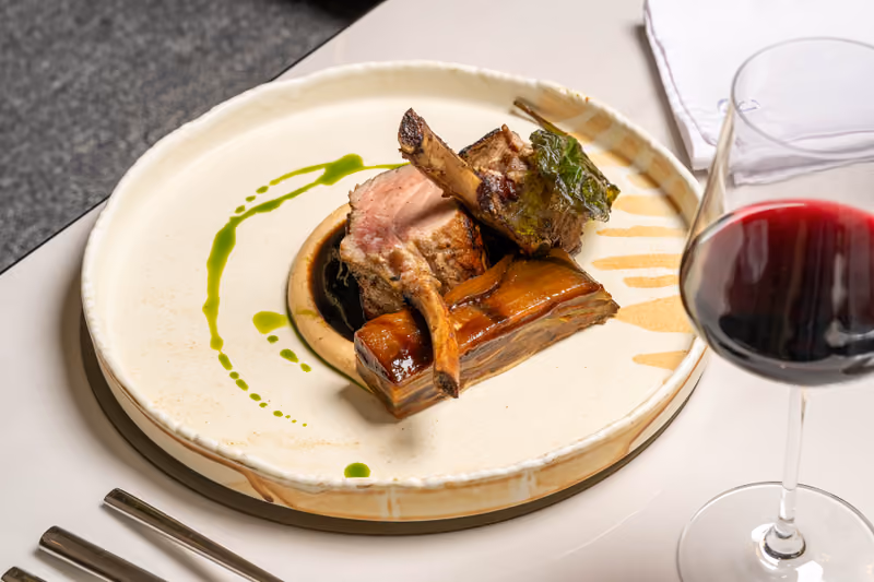 AURA Cuisine 24